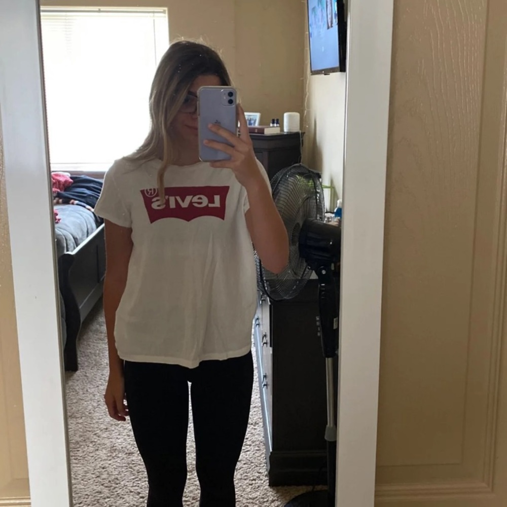 levi shirt